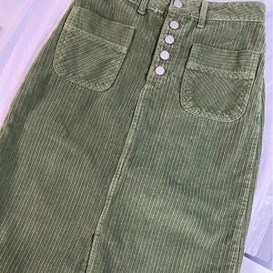 Anthropologie pilcro and the letterpress Green 100% cotton size 0 Pencil Skirt